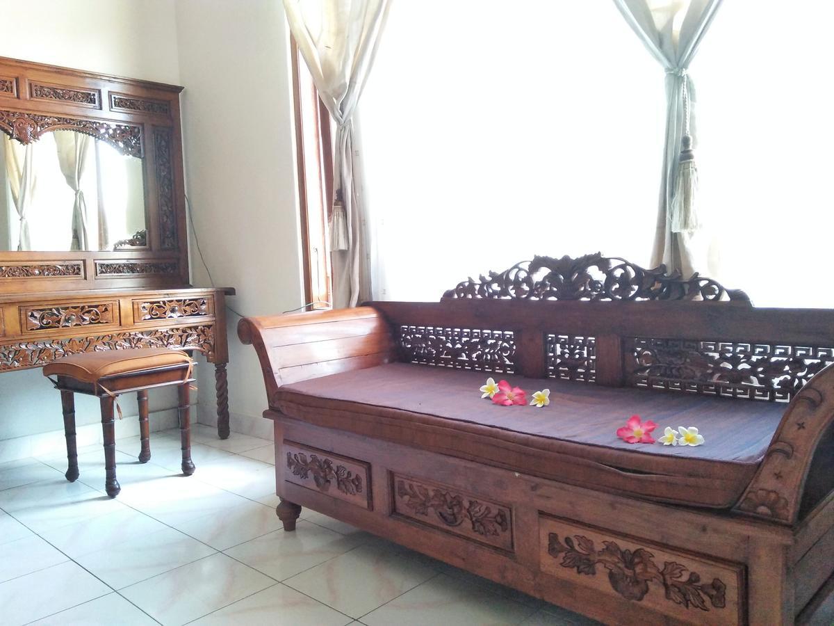 Nuriani Guest House Ubud Esterno foto